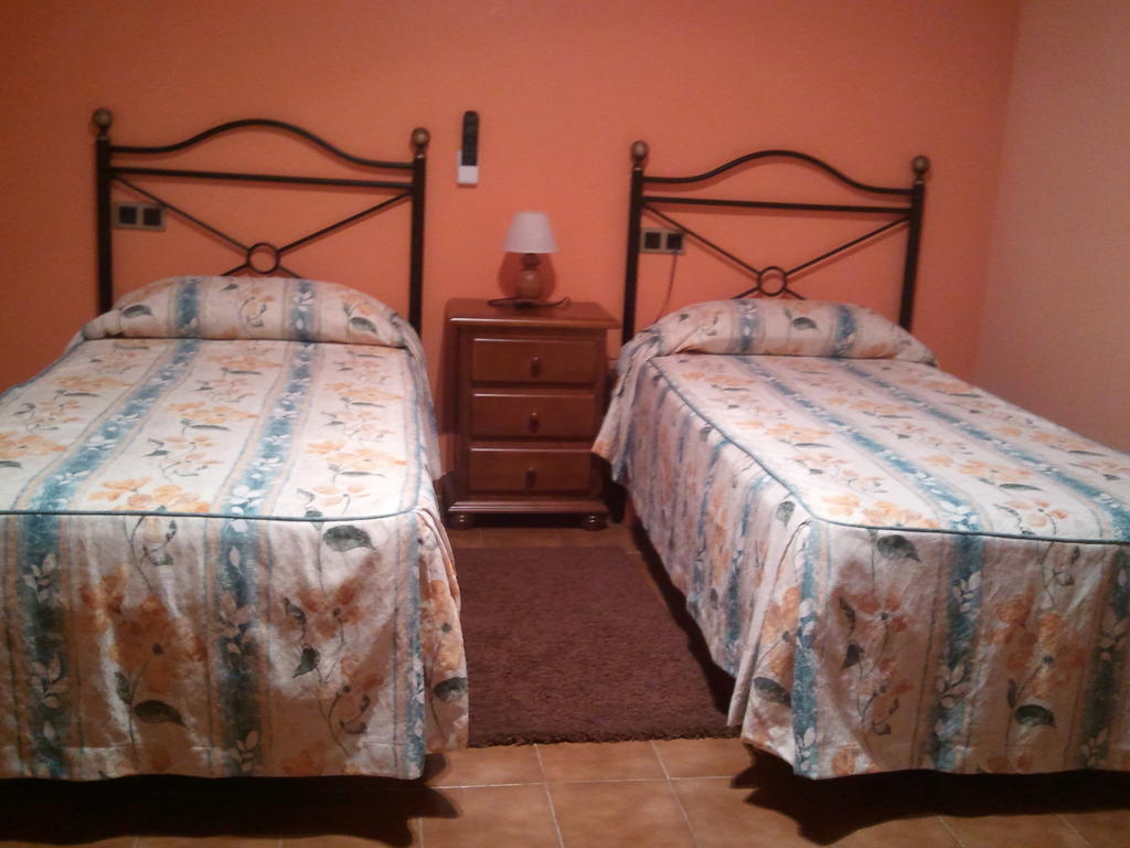 Hostal Can Barrina Арнес Екстер'єр фото