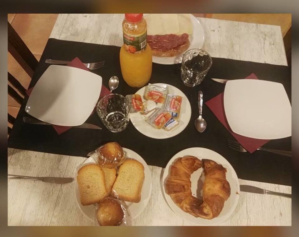 Hostal Can Barrina Арнес Екстер'єр фото
